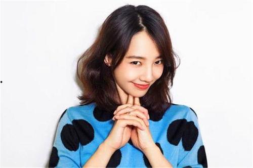 娱乐圈吃瓜明星代号小黄鸭,娱乐圈神秘明星的华丽蜕变之路