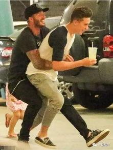 娱乐吃瓜酱爸爸在线观看,揭秘网络红人背后的故事